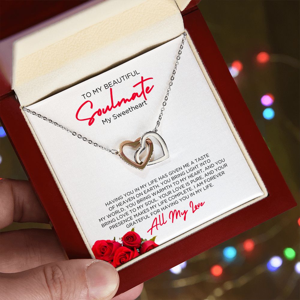 To My Soulmate Sweetheart Hearts Linked Necklace Sweetheart | Gift for Wife Girlfriend Fiancée, Anniversary Necklace, Birthday, Valentines Gift